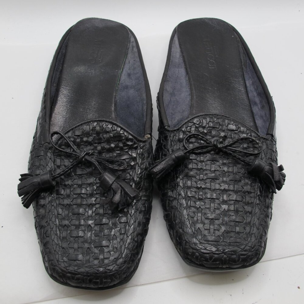 Sesto Meucci closed-toe black leather woven slip-ons with tassel 8.5N
